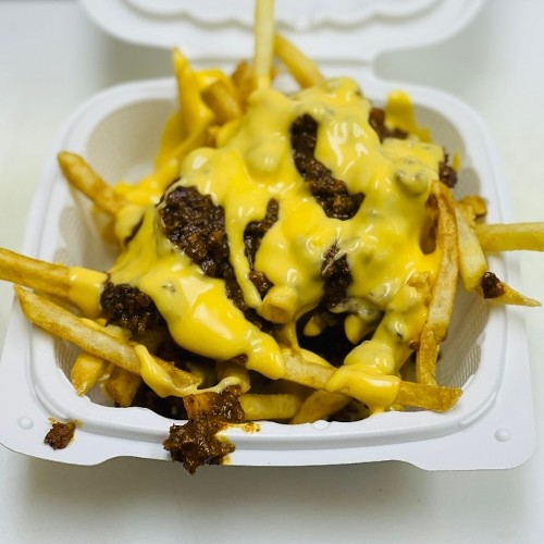 Chili cheese fries